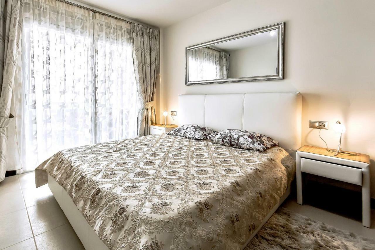 Doble Dream2 Bedroom Apartment 아데제 외부 사진